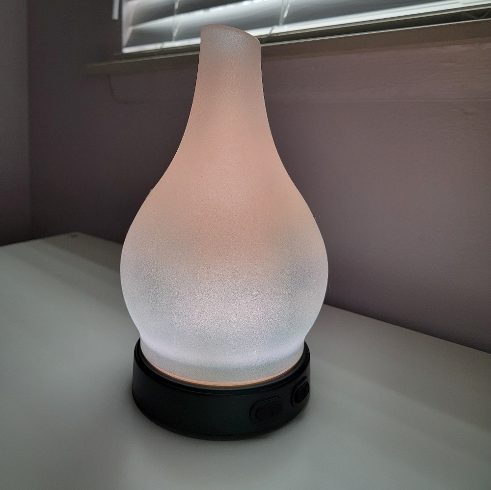 Elegant White Aroma Diffuser